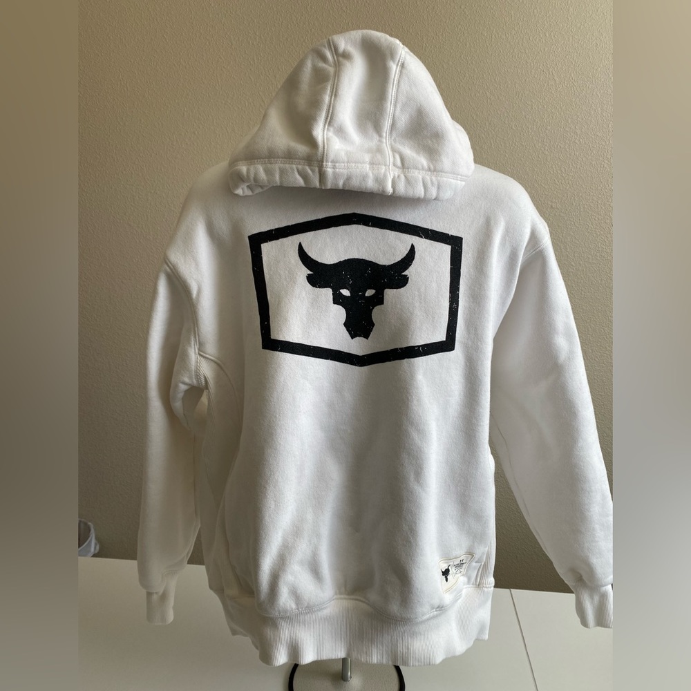 Men’s Under Armour heavyweight hoodie